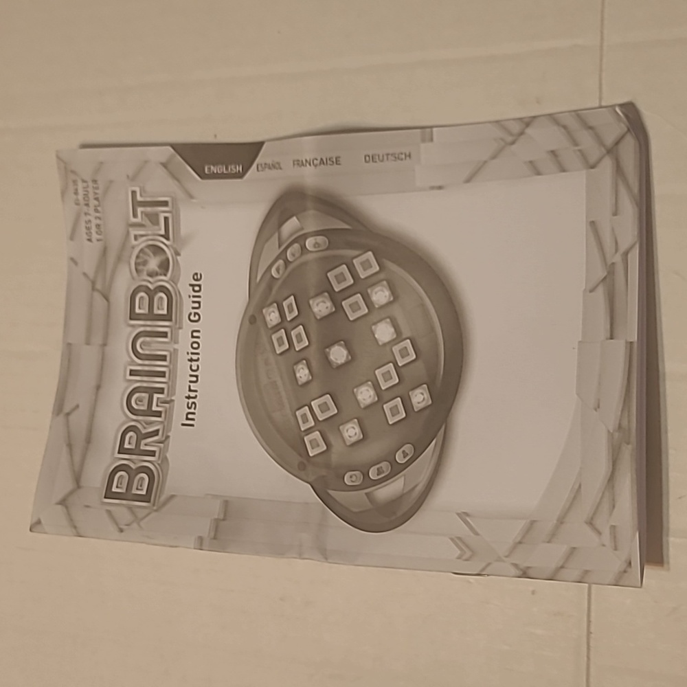 Brainbolt Memory Game - Picture 7 of 10